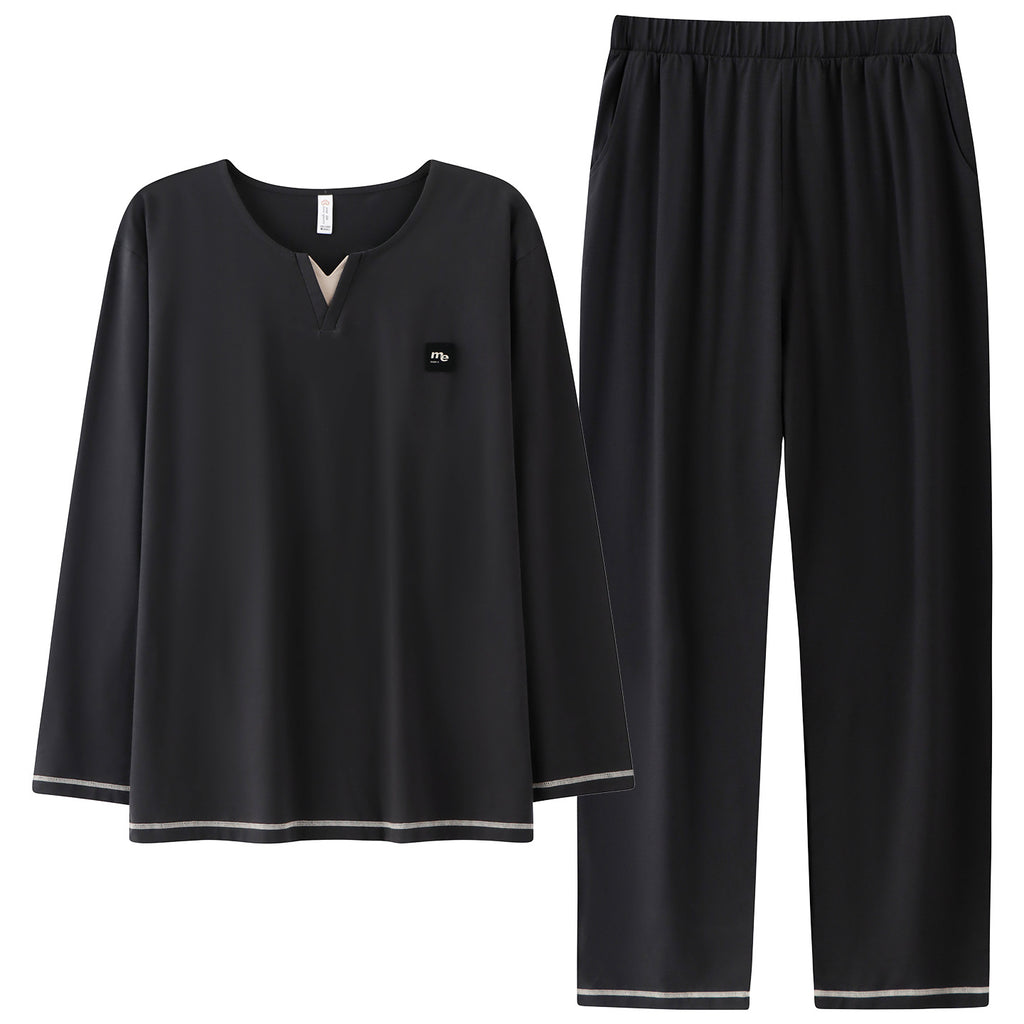 Men in pajamas can wear home clothes outside