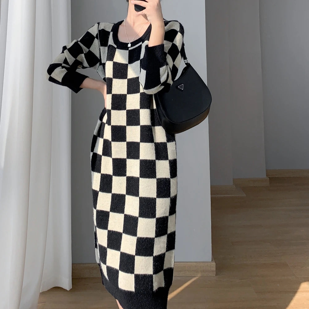 Fall Winter New Vintage O-neck Loose Long Sweater Dress Women Oversize Plaid Knitted Sweater Casual Spring Knit Dresses