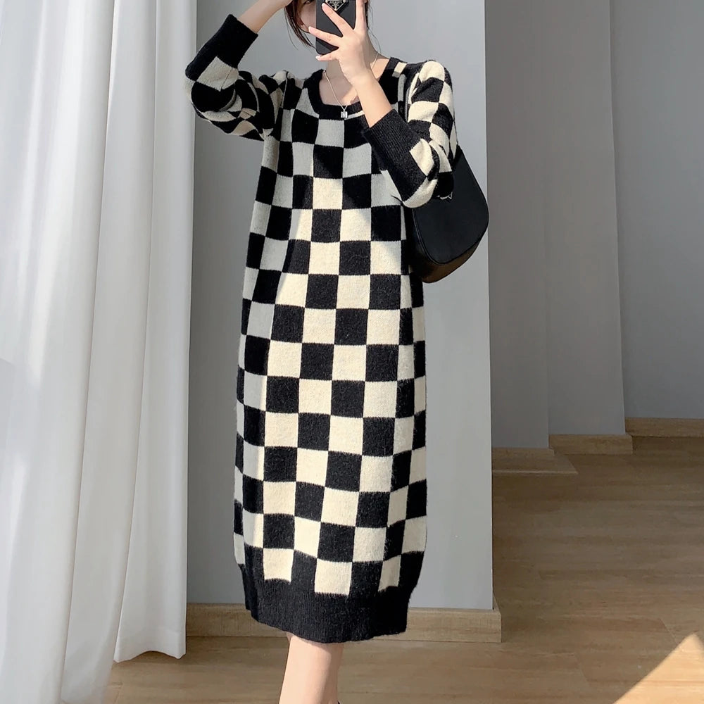 Fall Winter New Vintage O-neck Loose Long Sweater Dress Women Oversize Plaid Knitted Sweater Casual Spring Knit Dresses