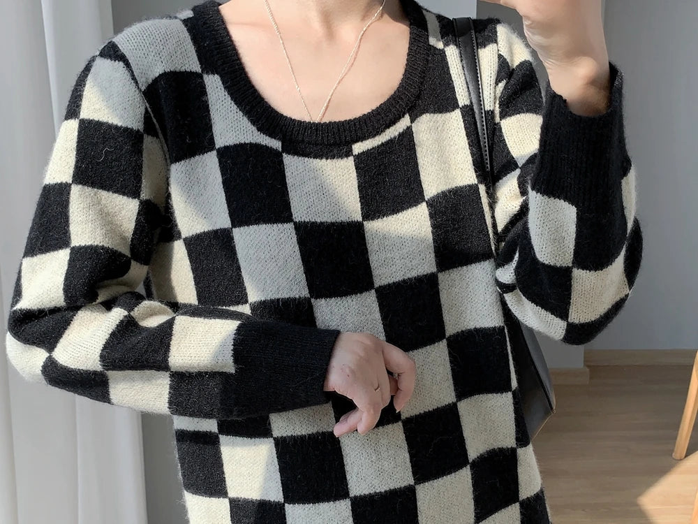 Fall Winter New Vintage O-neck Loose Long Sweater Dress Women Oversize Plaid Knitted Sweater Casual Spring Knit Dresses