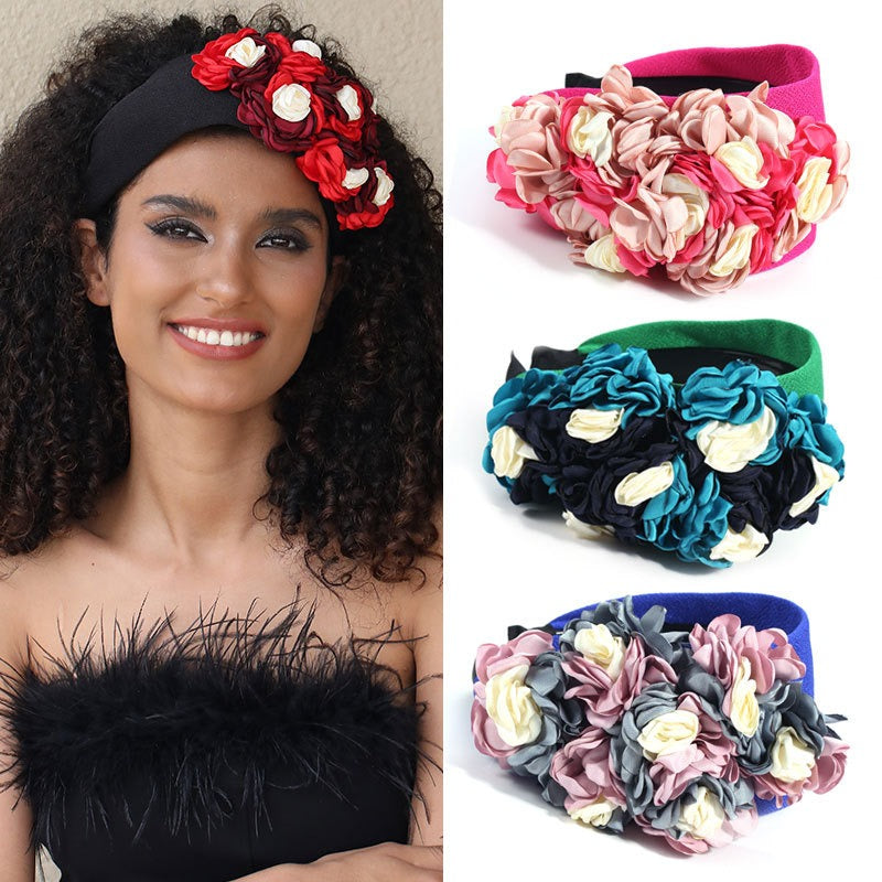 Fashionable design with three-dimensional flower headbands on the side