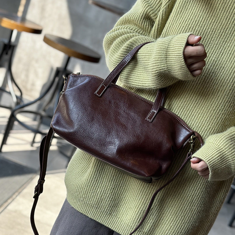 Full Grain Leather Crossbody Bag Vintage Handmade Shoulder Bag Elegant Purse for Women Everyday Leather Satchel