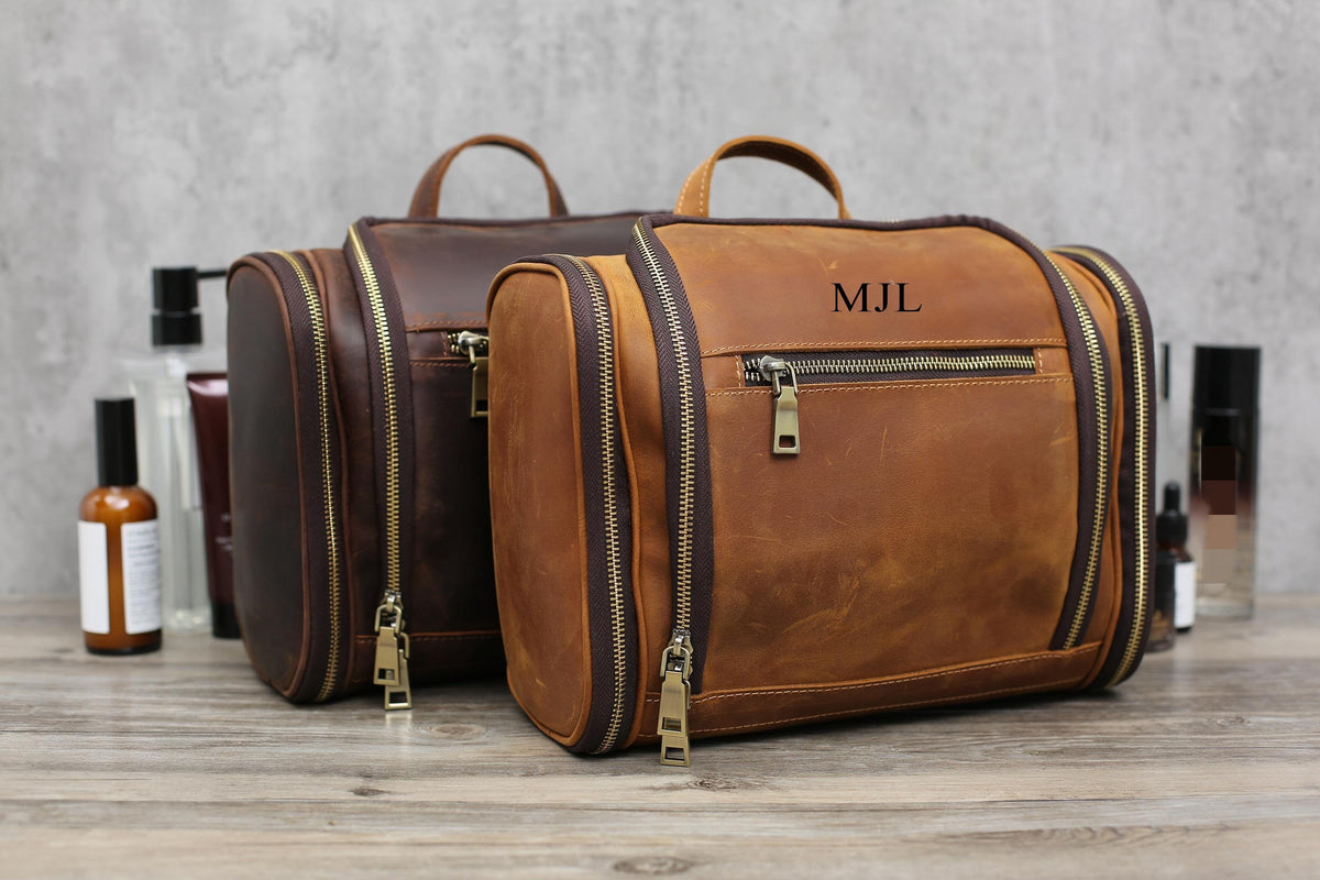 Personalized Hanging Leather Toiletry Bag, Leather Dopp Kit Bag, Groomsmen Gift